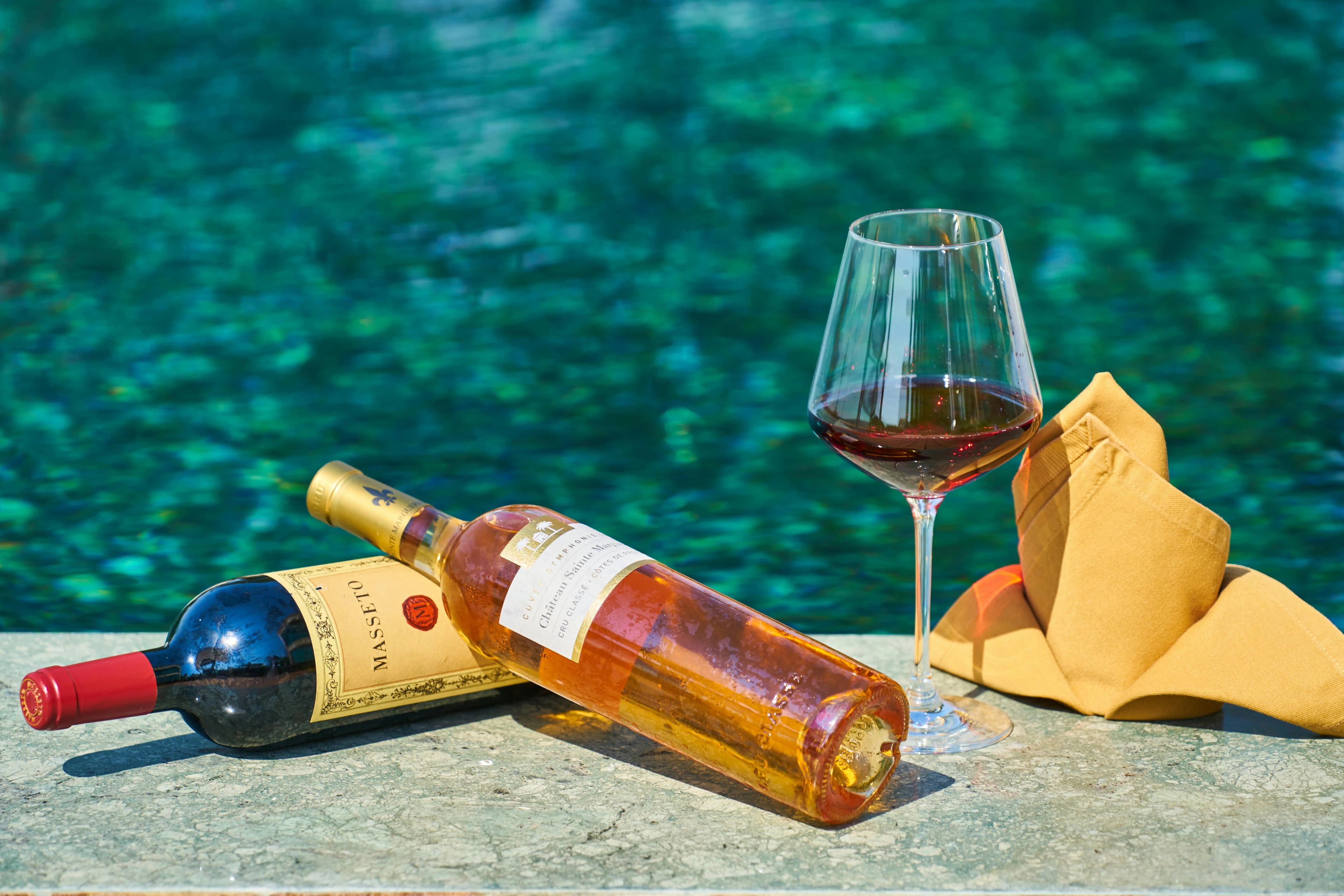 Harbor Wines contact banner